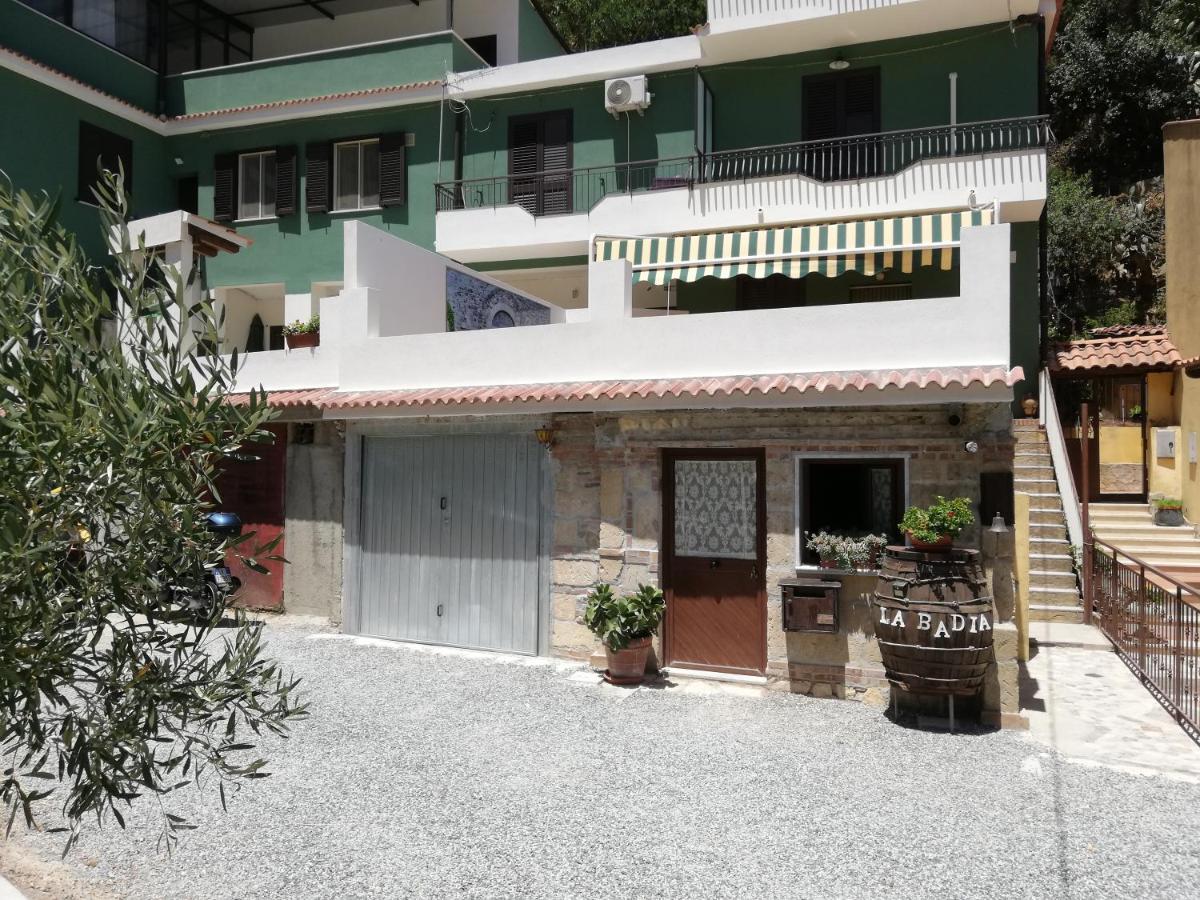 La Badia Hotel Messina Eksteriør billede