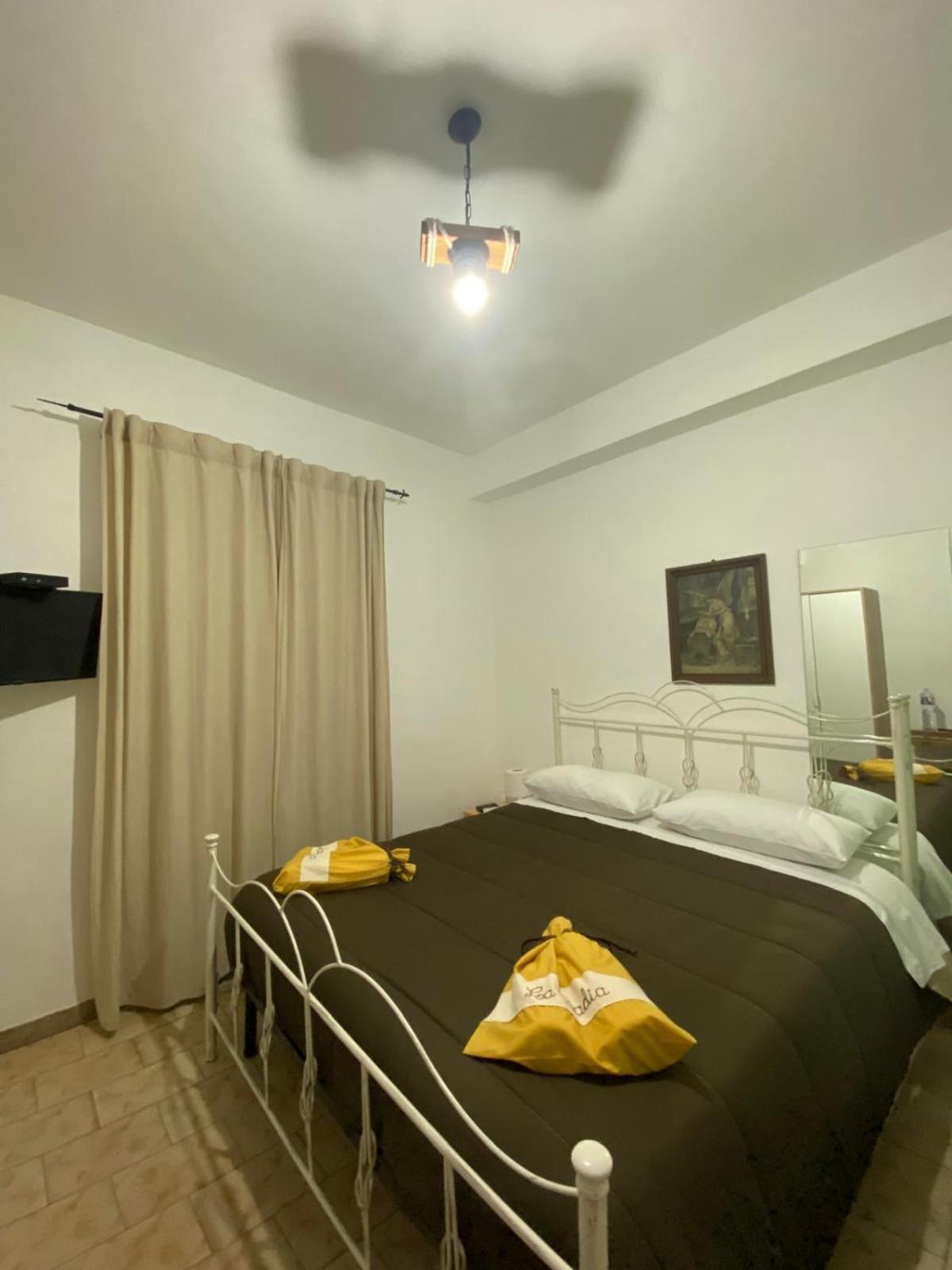 La Badia Hotel Messina Værelse billede